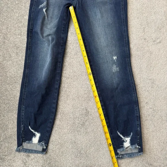 KanCan Jeans Womens 9/28 Distressed High Rise Button Fly Raw Hem Ankle Denim - Picture 8 of 11